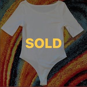 SHEIN White Half Sleeve Bodysuit